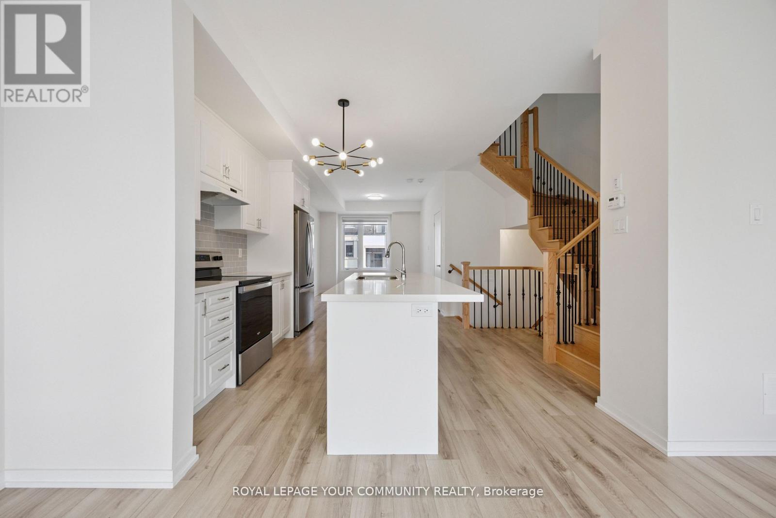 133 Rattenbury Road, Vaughan, Ontario  L6A 5C6 - Photo 12 - N12437562