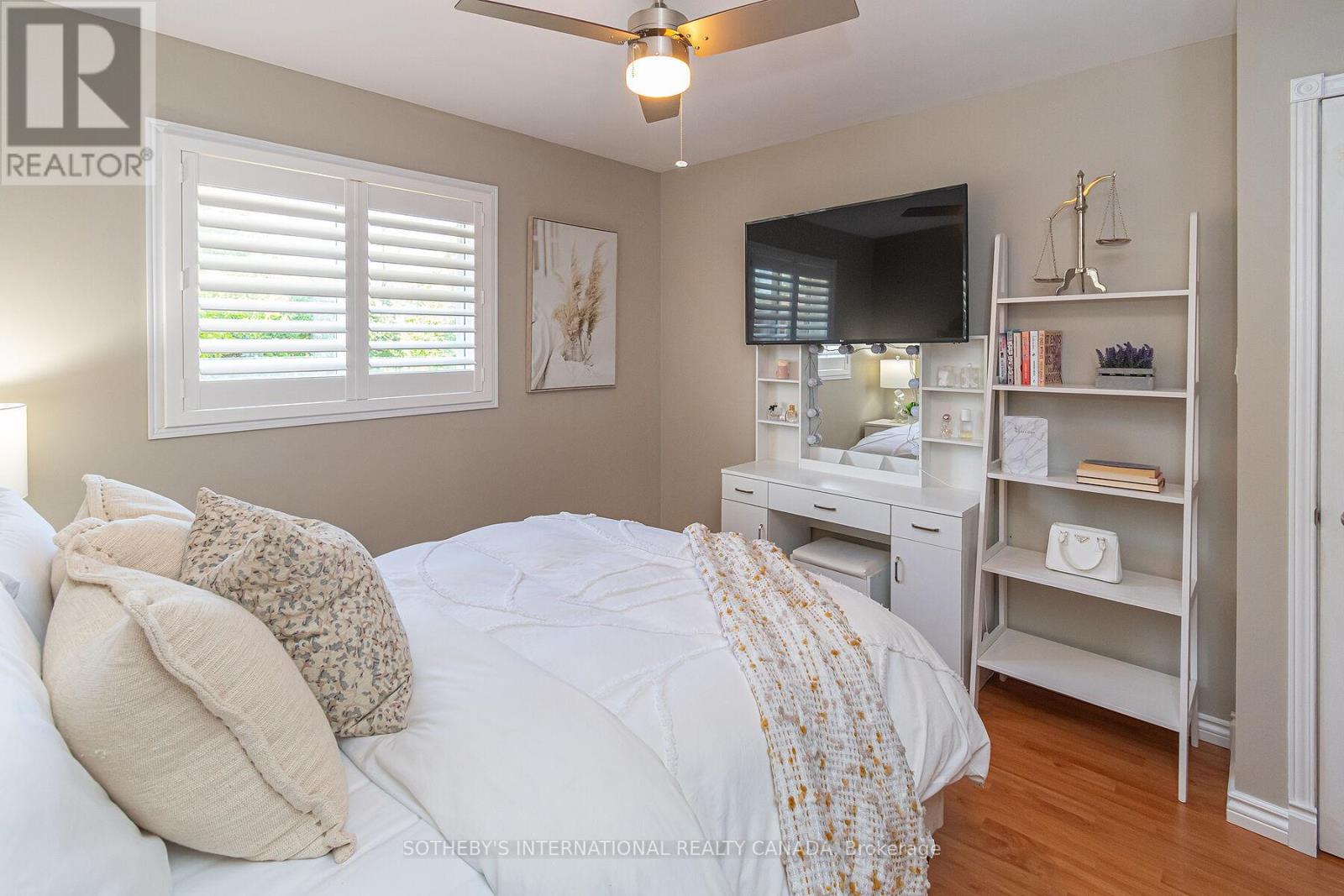 1240 Forest Street, Innisfil, Ontario  L9S 1Z6 - Photo 14 - N12437563