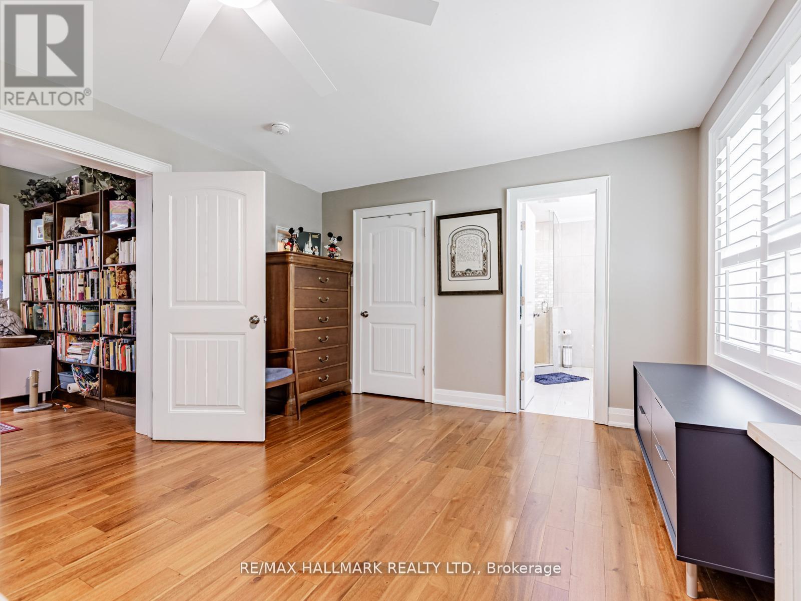 71 Trench Street, Richmond Hill, Ontario  L4C 3W6 - Photo 30 - N12437606