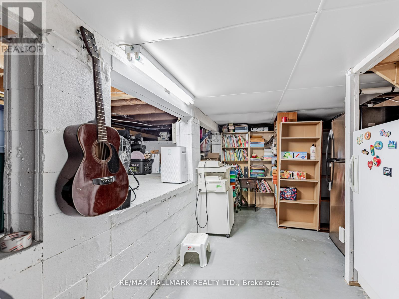 71 Trench Street, Richmond Hill, Ontario  L4C 3W6 - Photo 41 - N12437606