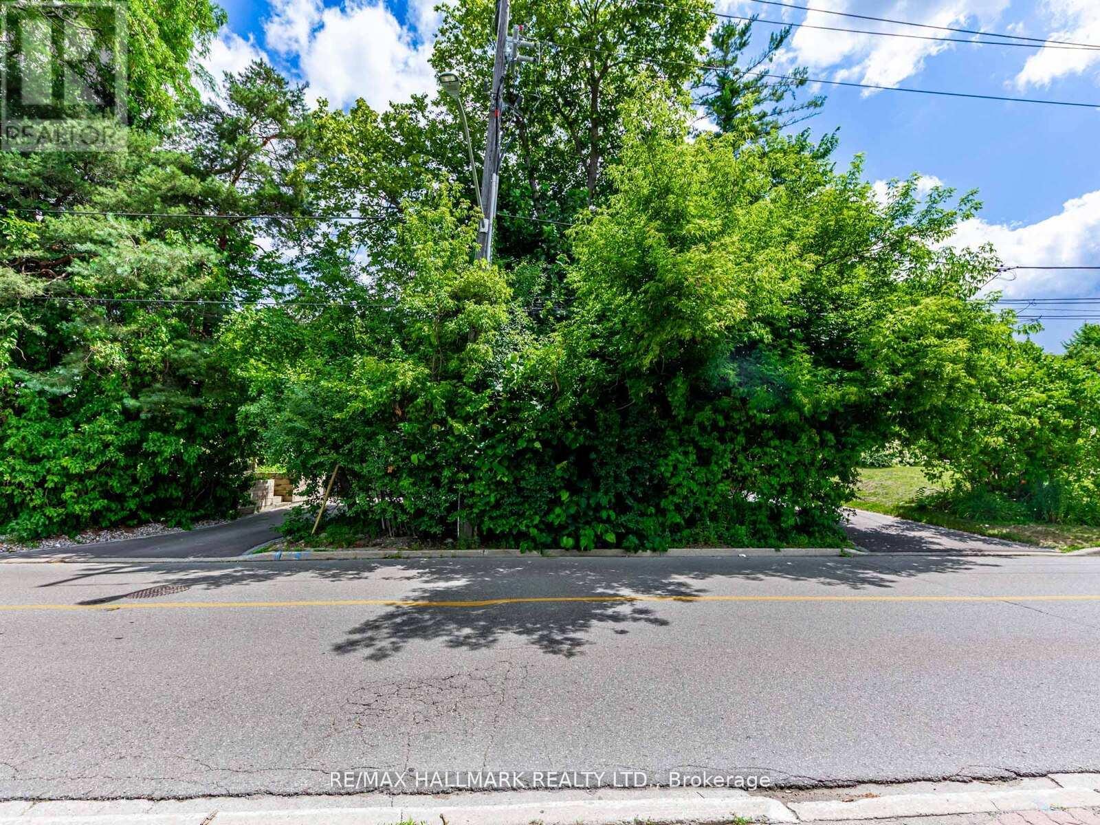 71 Trench Street, Richmond Hill, Ontario  L4C 3W6 - Photo 43 - N12437606