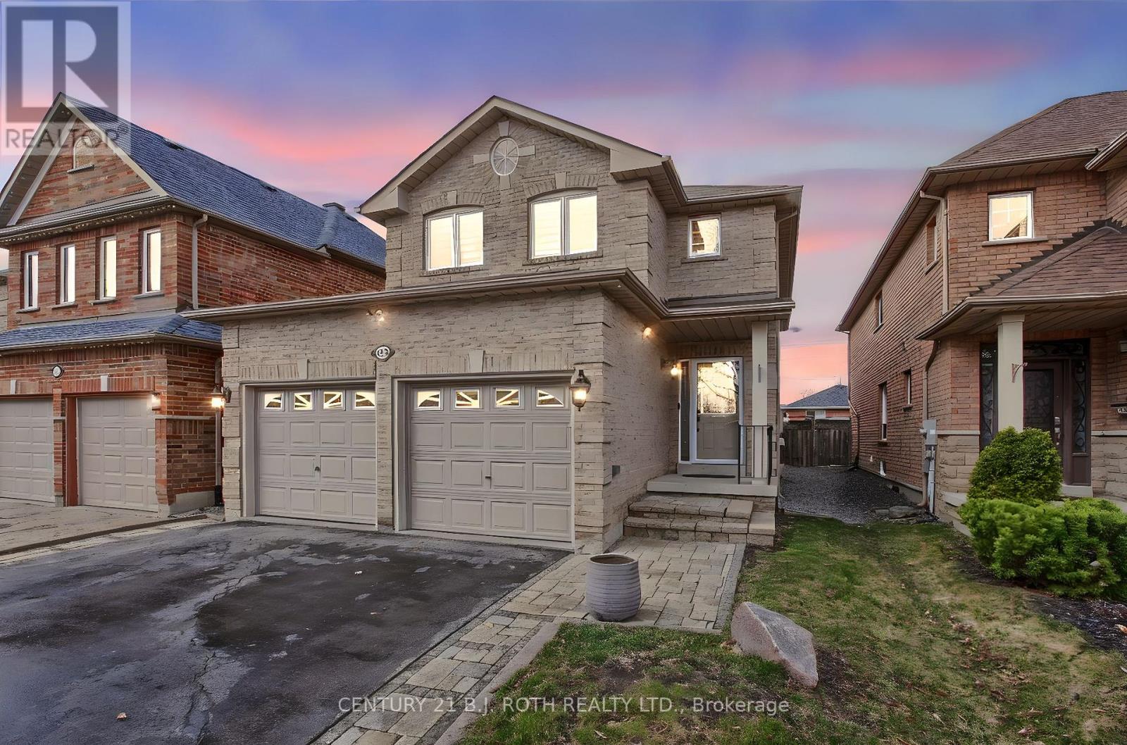 484 MENCZEL CRESCENT, Newmarket, Ontario