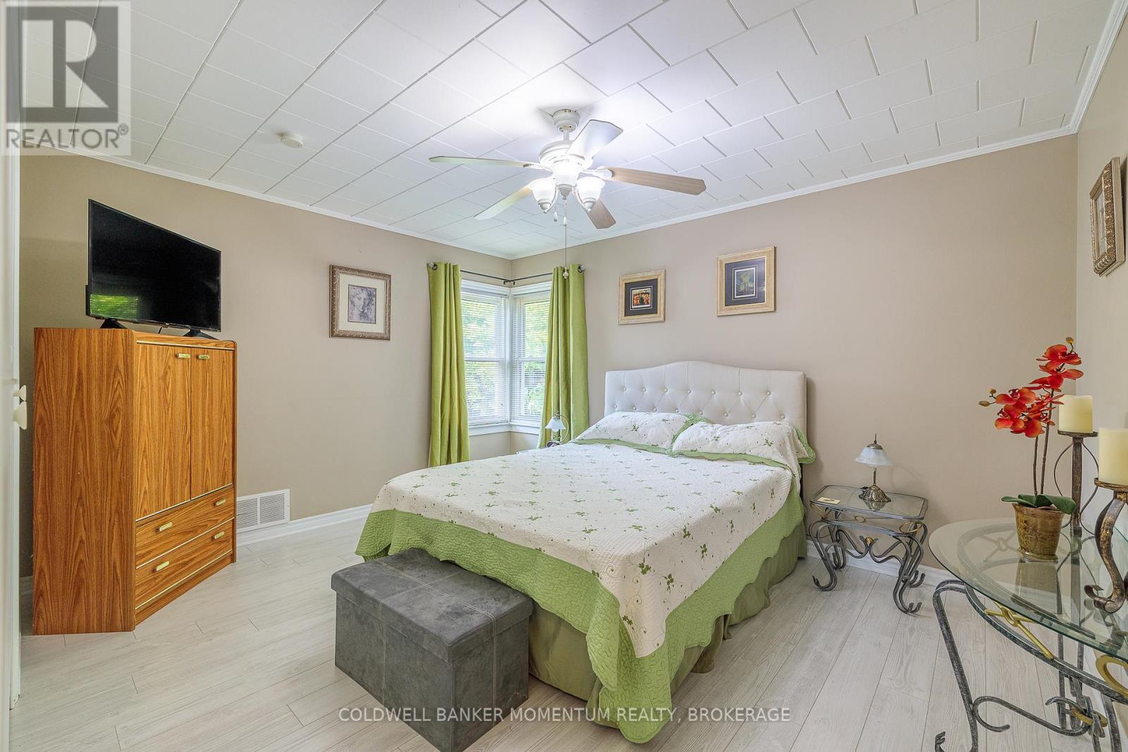 3660 Hazel Street, Fort Erie (Ridgeway), Ontario  L0S 1N0 - Photo 19 - X12437789