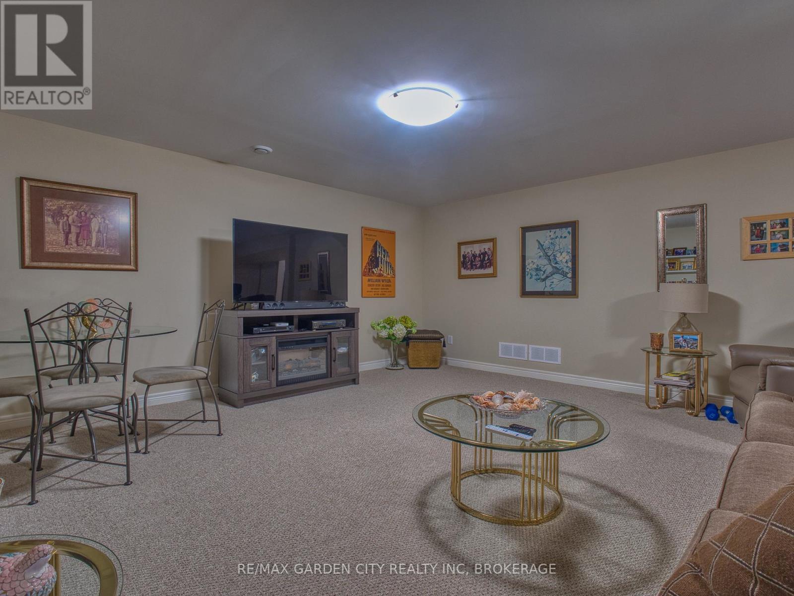 15 - 215 Vansickle Road, St. Catharines (Rykert/vansickle), Ontario  L2S 0E3 - Photo 20 - X12437809