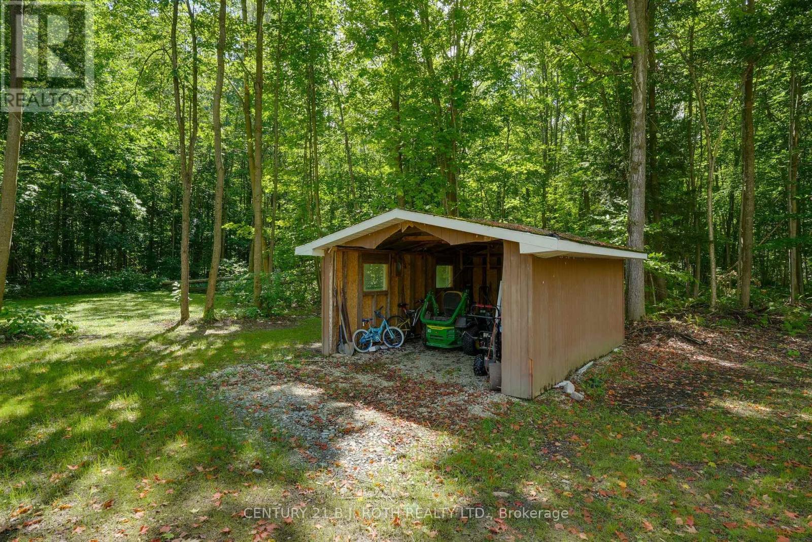 1250 County Road 6 Road S, Tiny, Ontario  L0L 2T0 - Photo 38 - S12437569