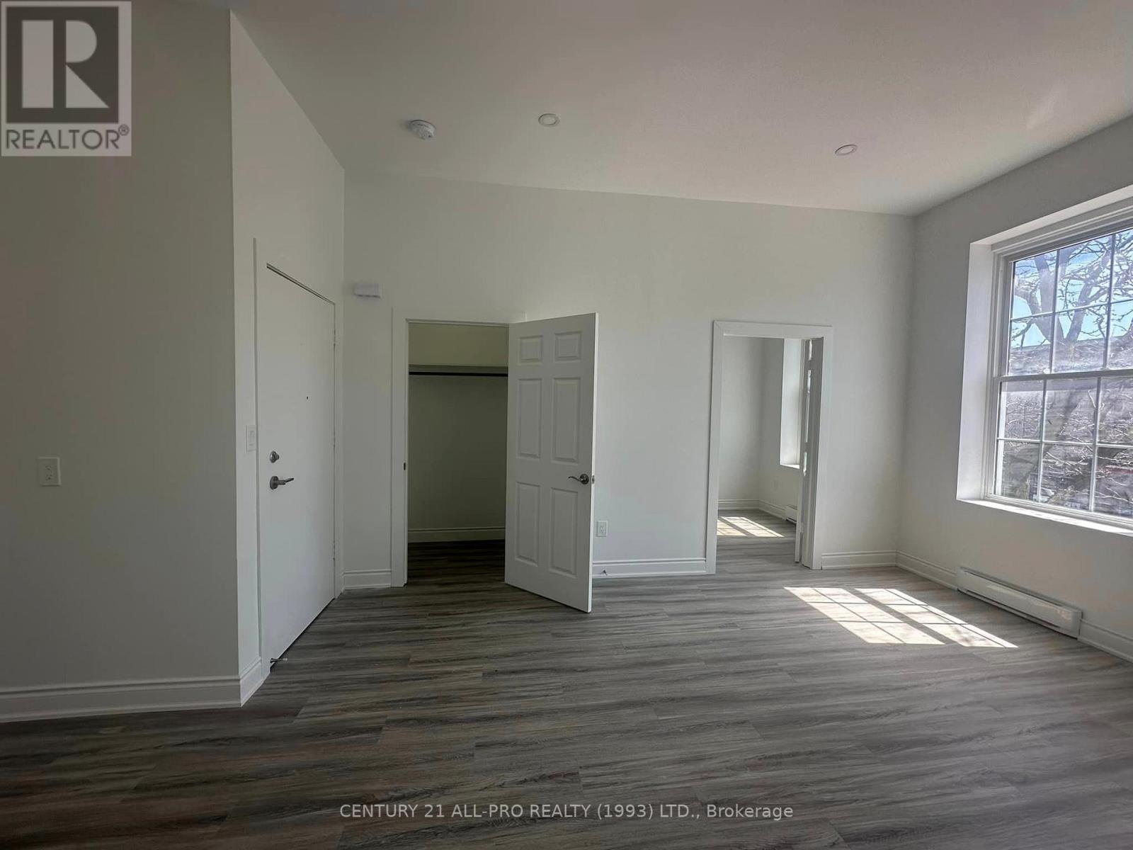 Unit 1 - 82 King Street W, Cobourg, Ontario  K9A 2M3 - Photo 10 - X12435435