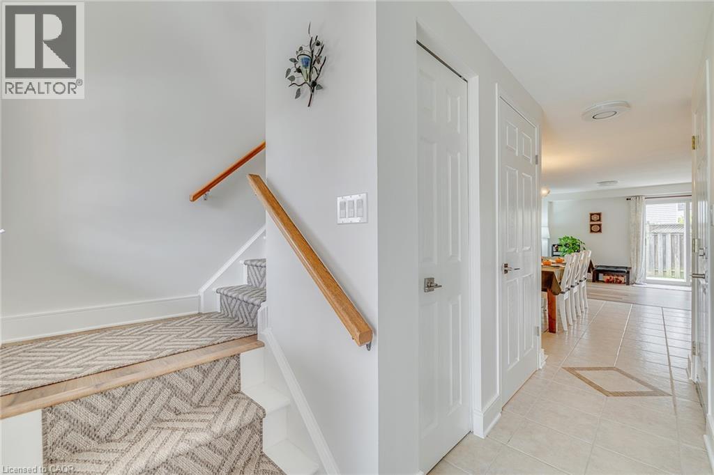 220 Prosperity Drive, Kitchener, Ontario  N2E 4E5 - Photo 13 - 40773072