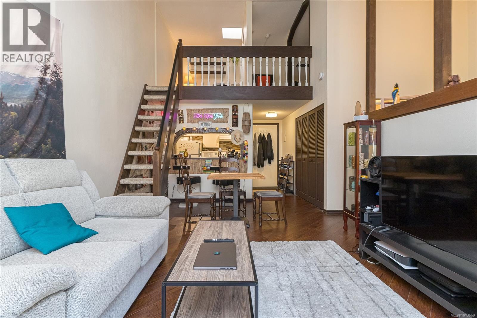 407 1009 Mckenzie Ave, Saanich, British Columbia V8X 4B1 - Photo 8 - 1013668