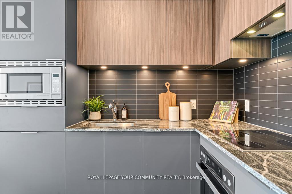 3010 - 50 O'neill Road, Toronto, Ontario  M3C 0R1 - Photo 6 - C12274159