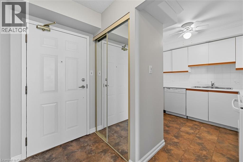5090 Pinedale Avenue Unit# 804, Burlington, Ontario  L7L 3V8 - Photo 4 - 40775253