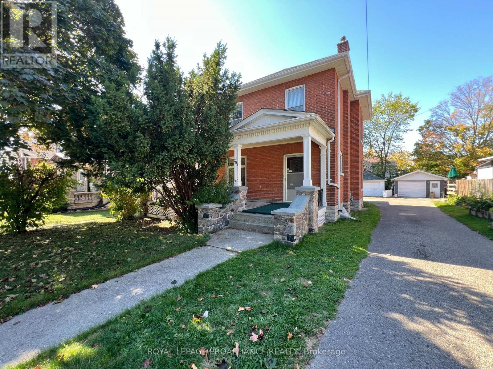 282 George Street, Belleville, Ontario  K8N 3H9 - Photo 1 - X12437628