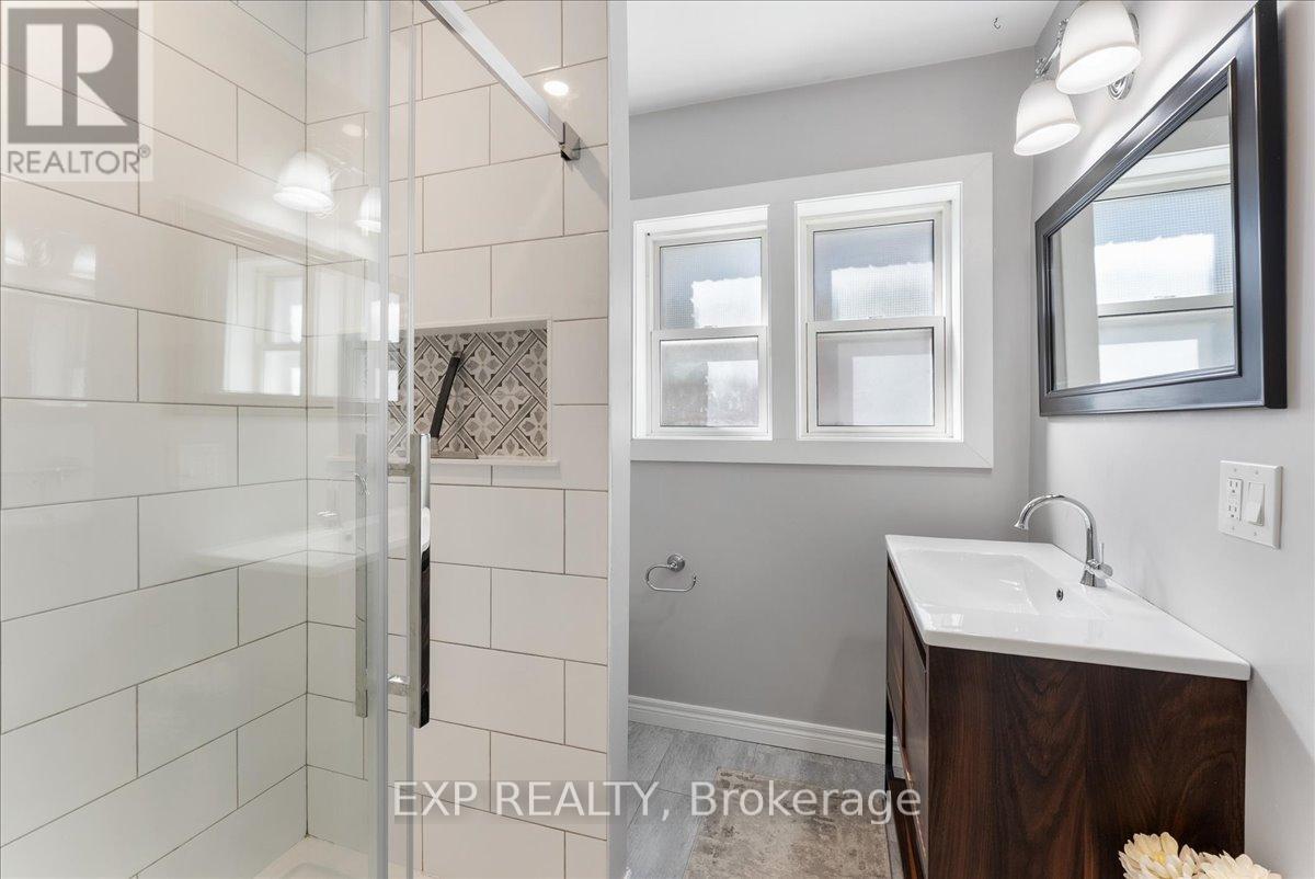 468 Charlotte Street, Peterborough, Ontario  K9J 2W3 - Photo 25 - X12437633