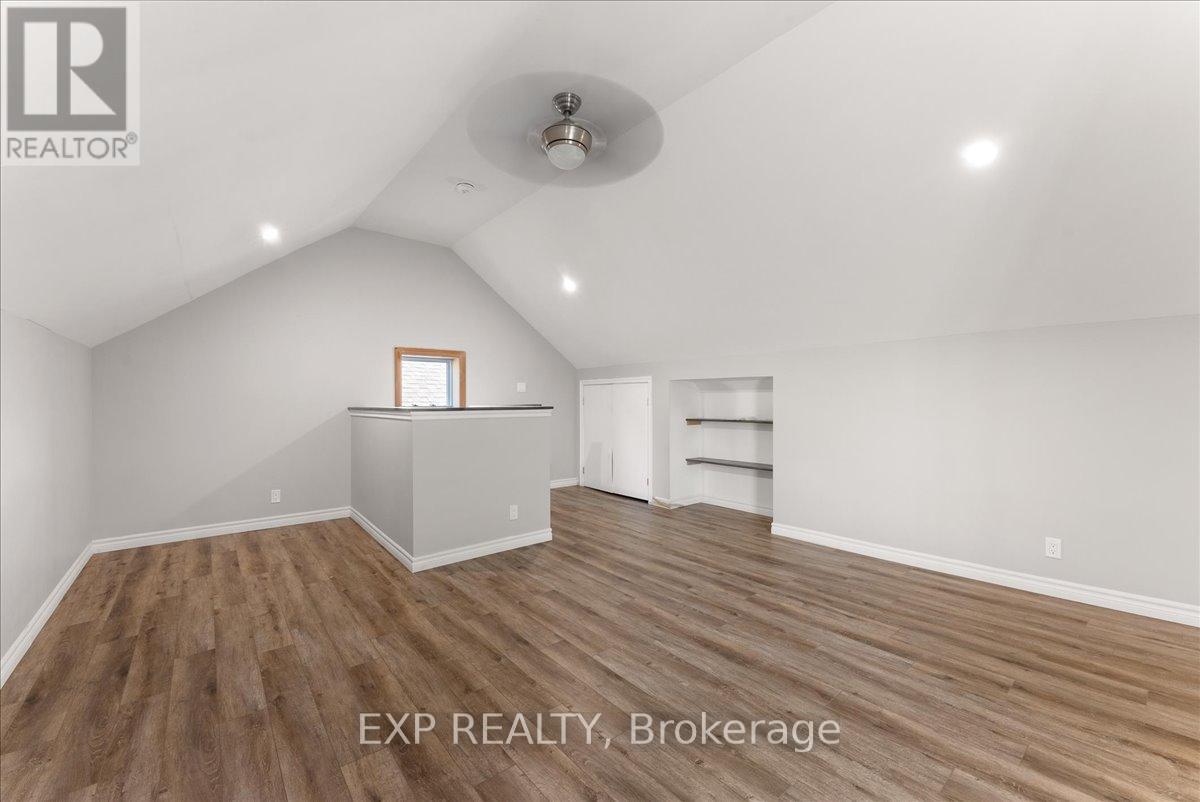 468 Charlotte Street, Peterborough, Ontario  K9J 2W3 - Photo 32 - X12437633