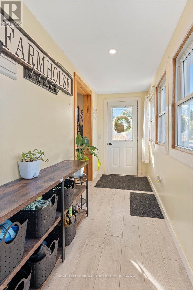 17 Centre Street, Belleville, Ontario  K8N 4W4 - Photo 43 - X12437702