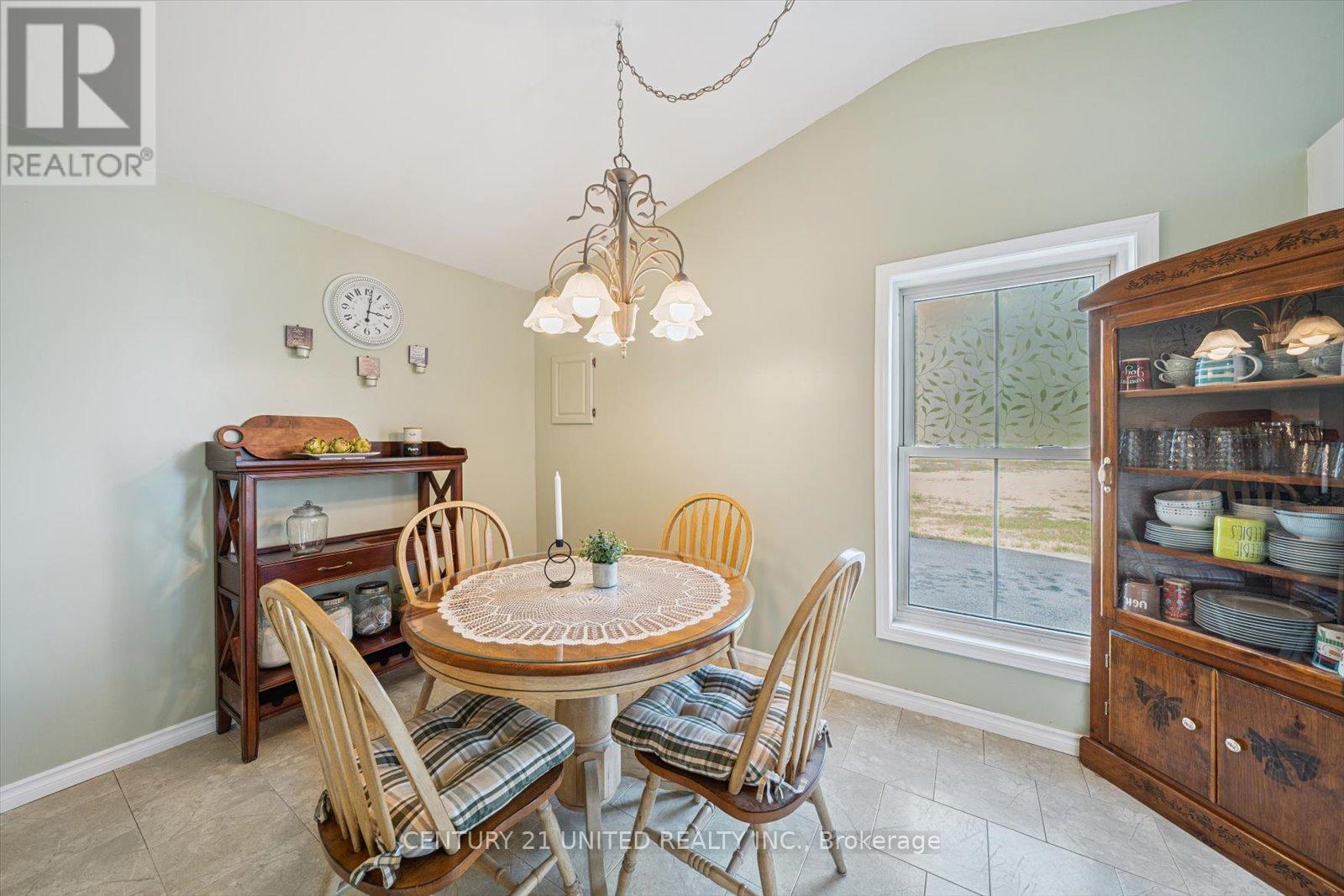 9 Beverly Street, Kawartha Lakes, Ontario  K9V 4Y8 - Photo 23 - X12437747