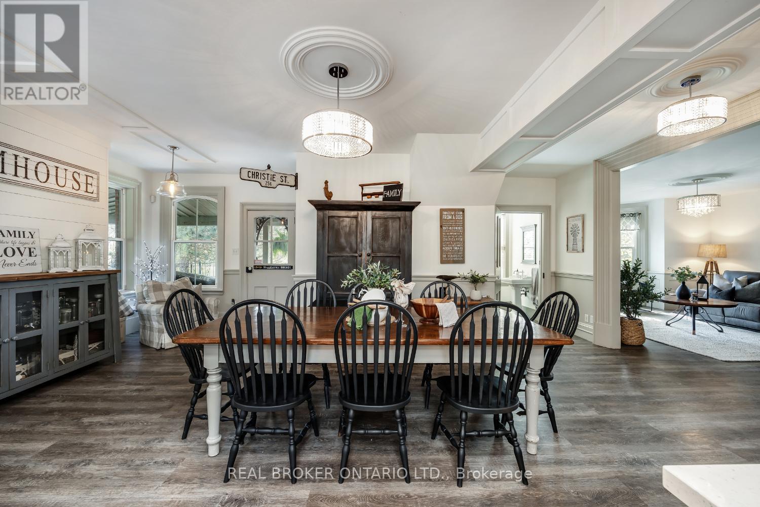 832 Highway 7a, Kawartha Lakes, Ontario  L0A 1A0 - Photo 12 - X12437791