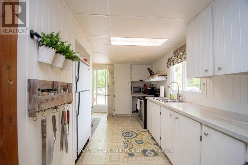 6 Fire Route 14b, Trent Lakes, Ontario  K0L 1J0 - Photo 4 - X12437807