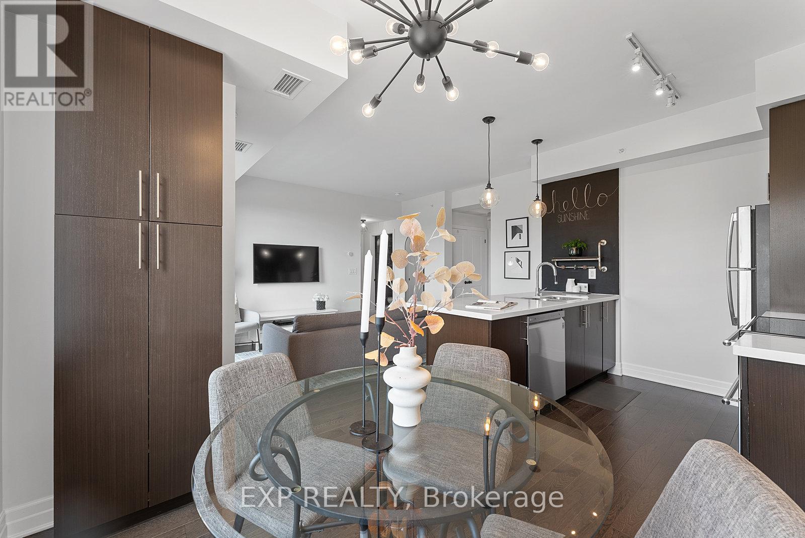 325 - 2300 Upper Middle Road W, Oakville, Ontario  L6M 0T4 - Photo 16 - W12437545