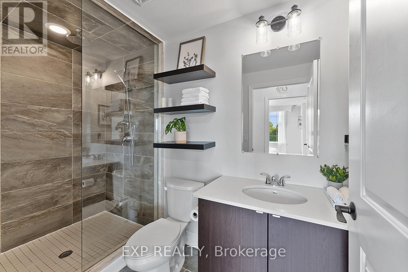 325 - 2300 Upper Middle Road W, Oakville, Ontario  L6M 0T4 - Photo 26 - W12437545