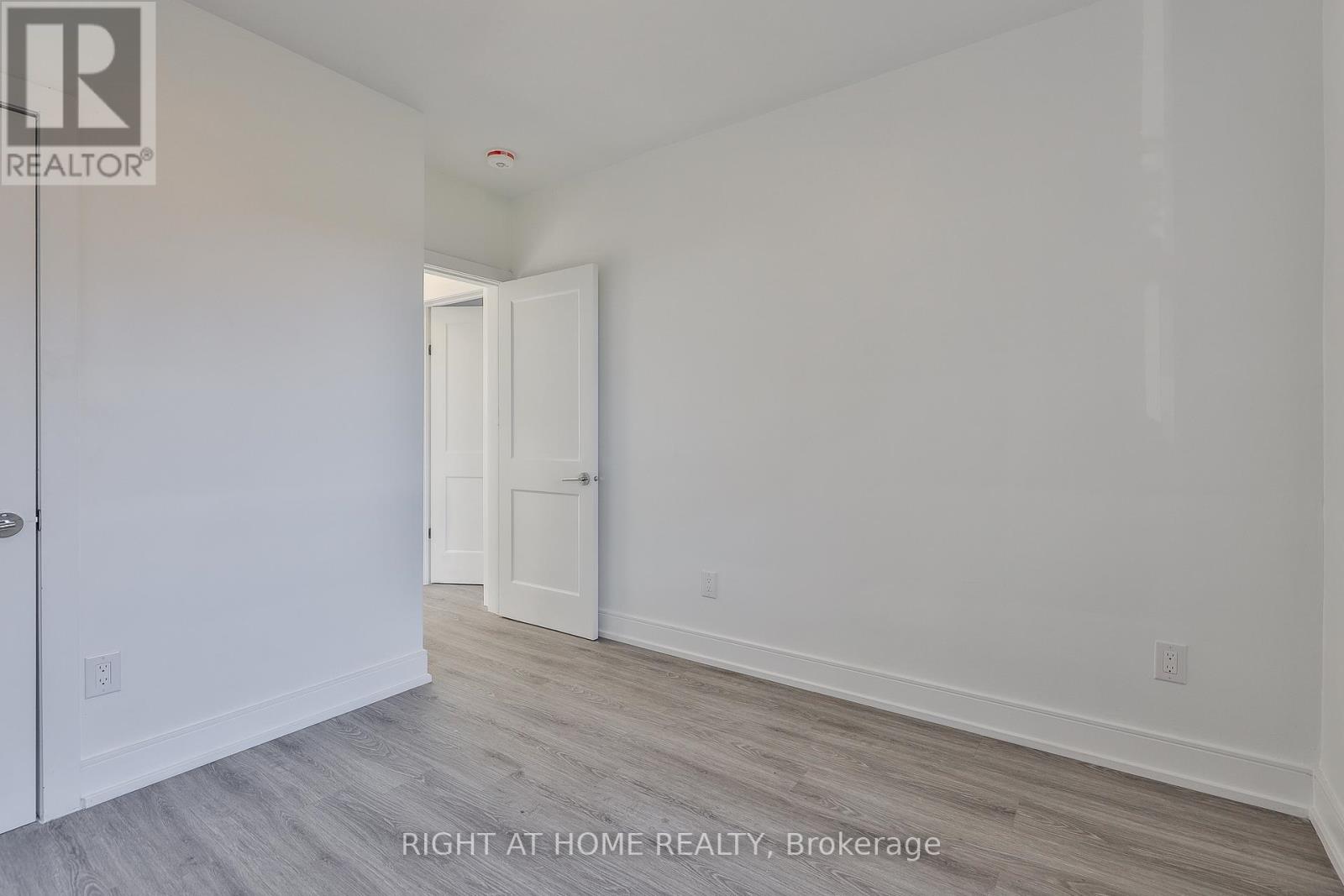 7 - 2841 Keele Street, Toronto, Ontario  M3M 2G7 - Photo 15 - W12437547