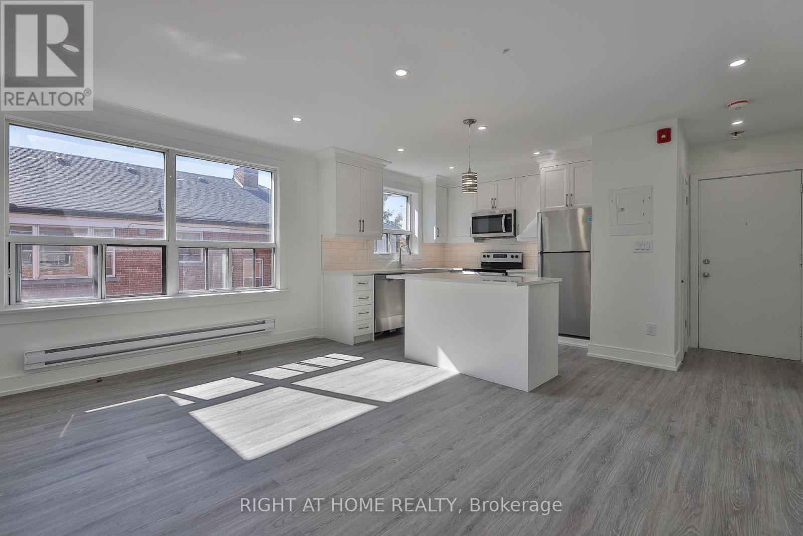 7 - 2841 Keele Street, Toronto, Ontario  M3M 2G7 - Photo 7 - W12437547