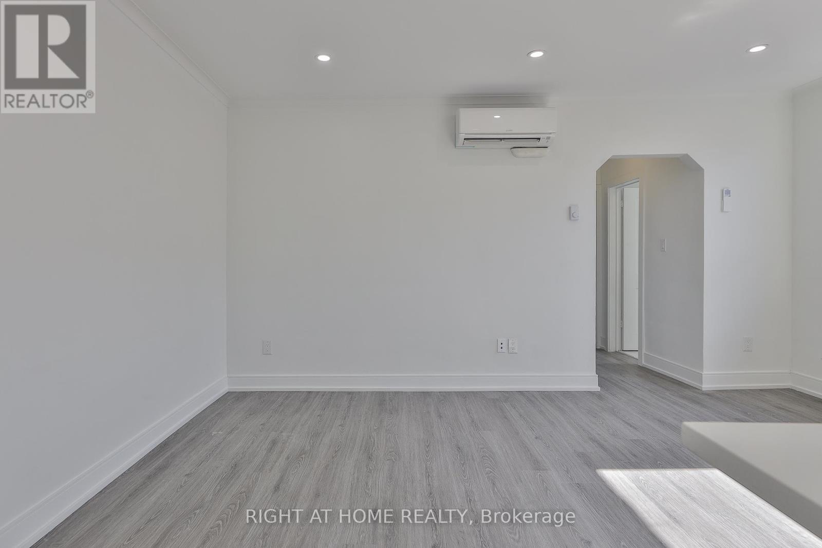 7 - 2841 Keele Street, Toronto, Ontario  M3M 2G7 - Photo 9 - W12437547