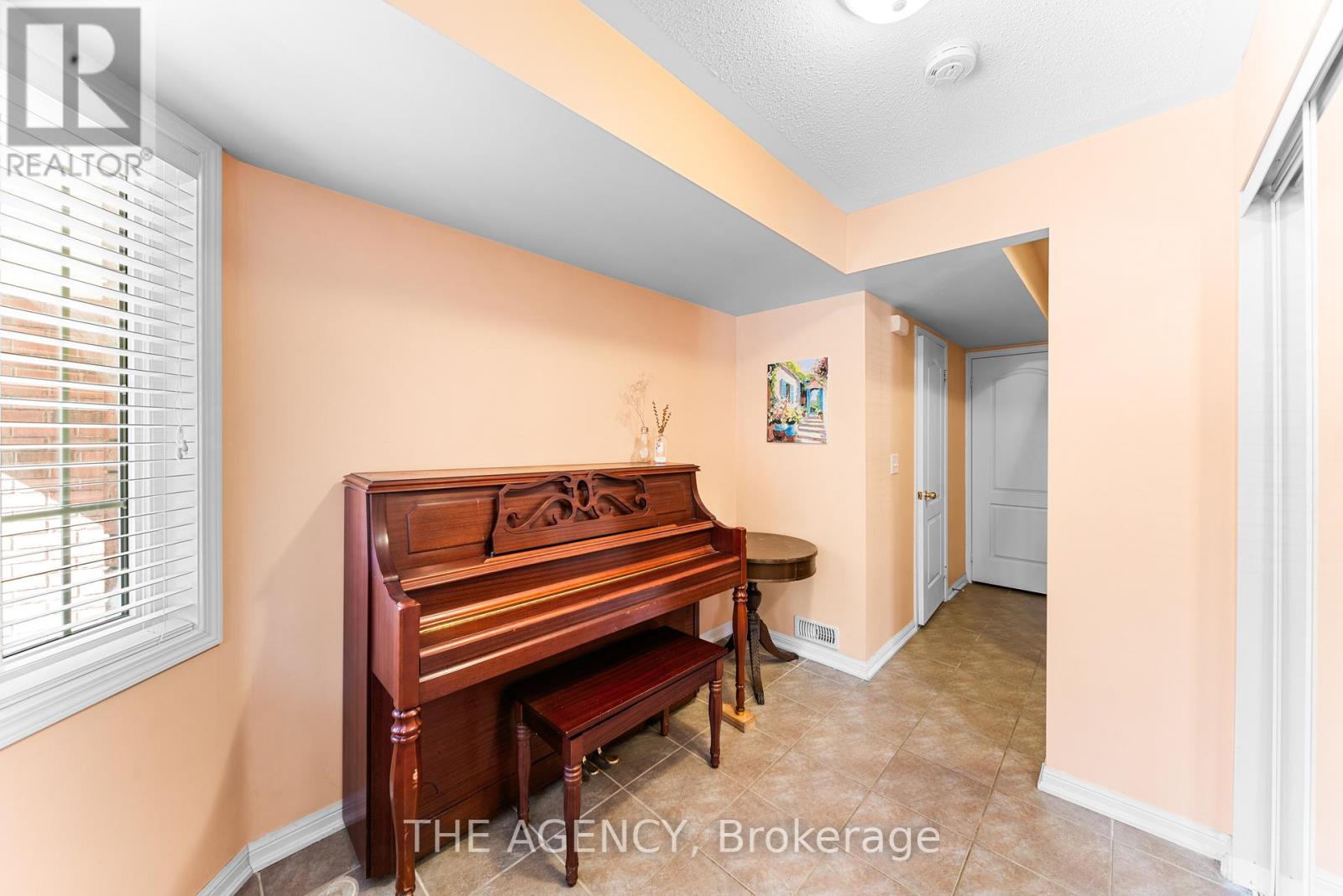 87 - 620 Ferguson Drive, Milton, Ontario  L9T 0M8 - Photo 4 - W12437592