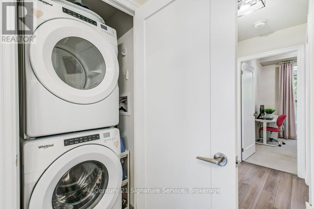 202 - 652 Cricklewood Drive, Mississauga, Ontario  L5G 0A5 - Photo 20 - W12437595
