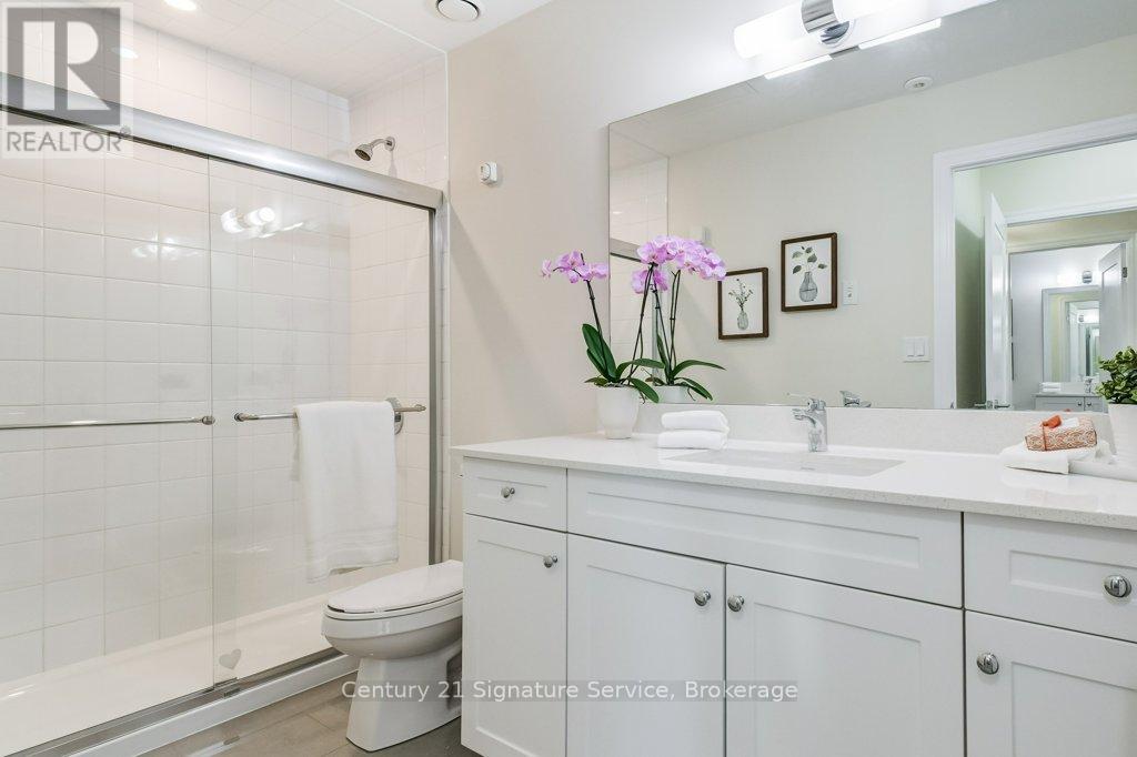 202 - 652 Cricklewood Drive, Mississauga, Ontario  L5G 0A5 - Photo 21 - W12437595