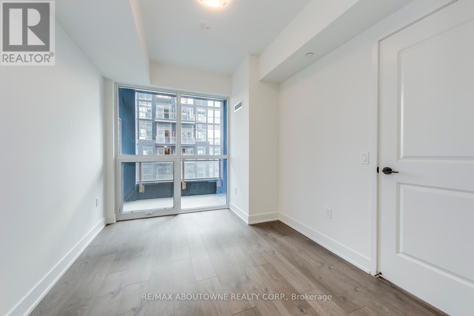 307 - 2343 Khalsa Gate, Oakville, Ontario  L6M 5R6 - Photo 19 - W12437604