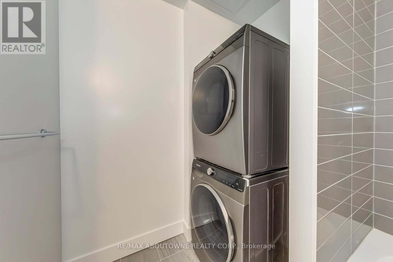 307 - 2343 Khalsa Gate, Oakville, Ontario  L6M 5R6 - Photo 24 - W12437604