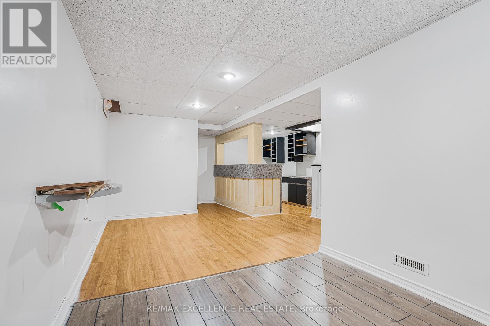 6935 Dillingwood Drive, Mississauga, Ontario  L5N 6Z7 - Photo 25 - W12437615