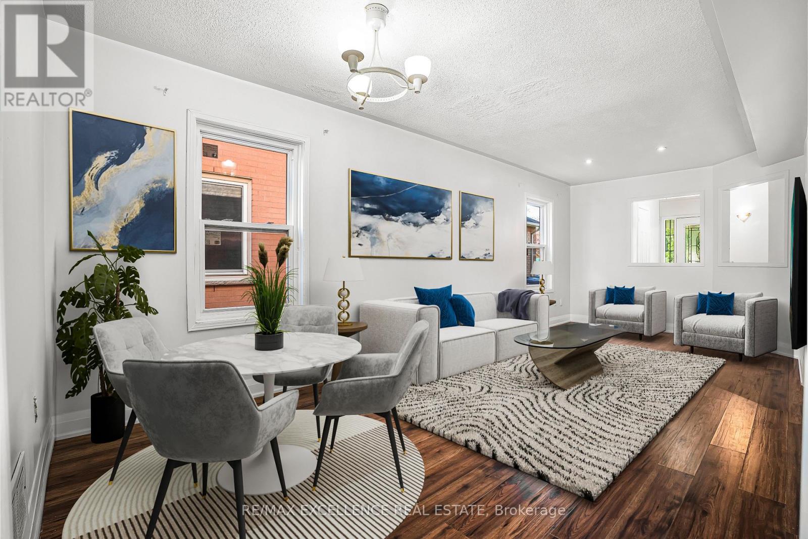 6935 Dillingwood Drive, Mississauga, Ontario  L5N 6Z7 - Photo 4 - W12437615