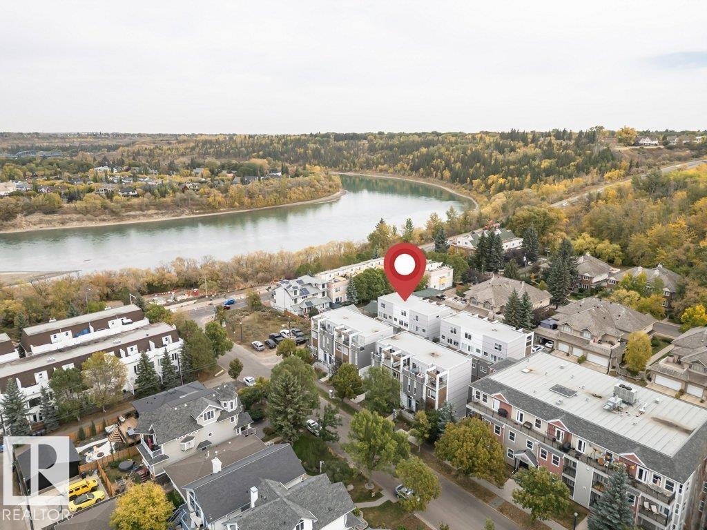 #8 9745 92 St Nw, Edmonton, Alberta  T6C 3S3 - Photo 2 - E4460247