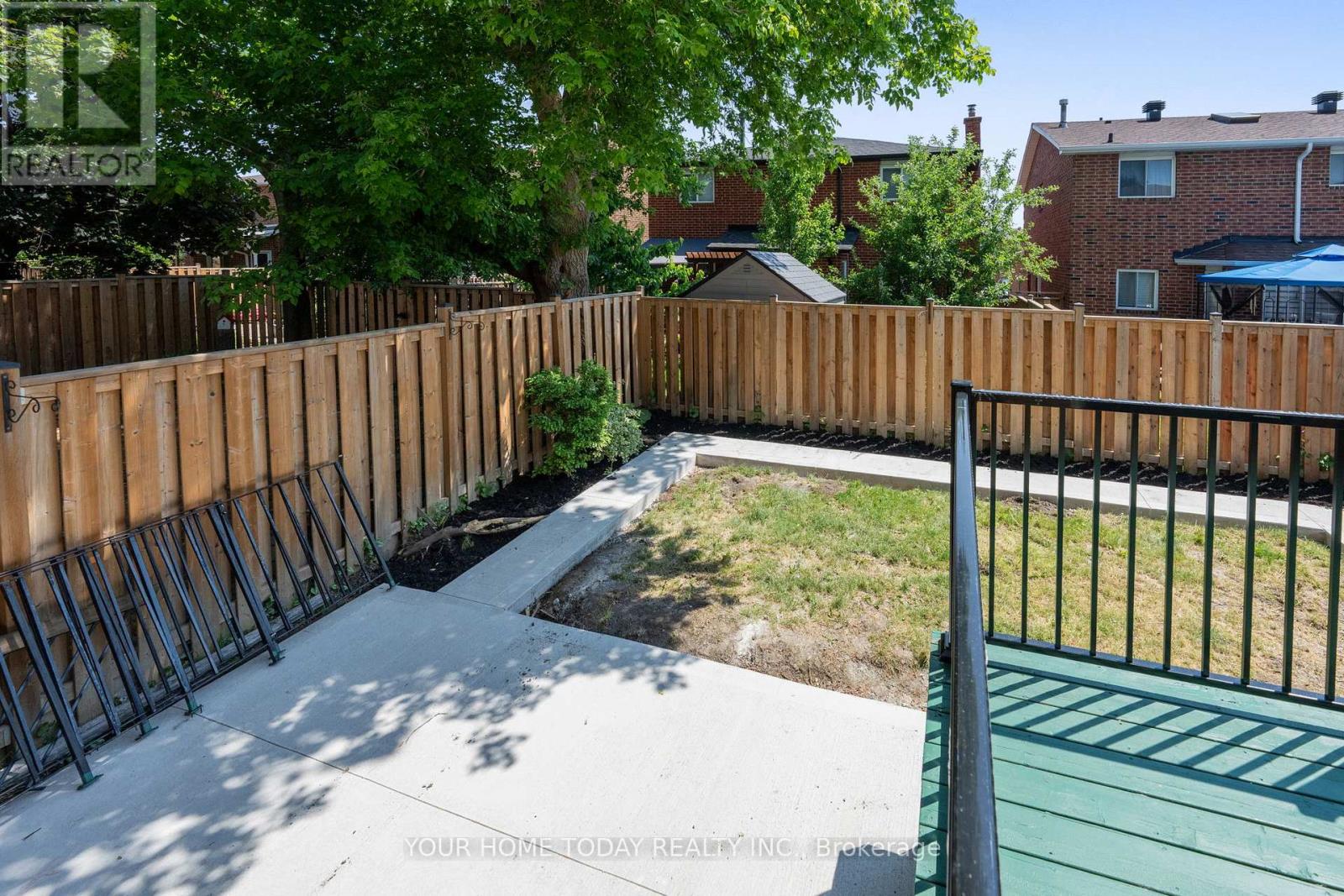 18 Alabaster Drive, Brampton, Ontario  L6V 4E4 - Photo 26 - W12376650