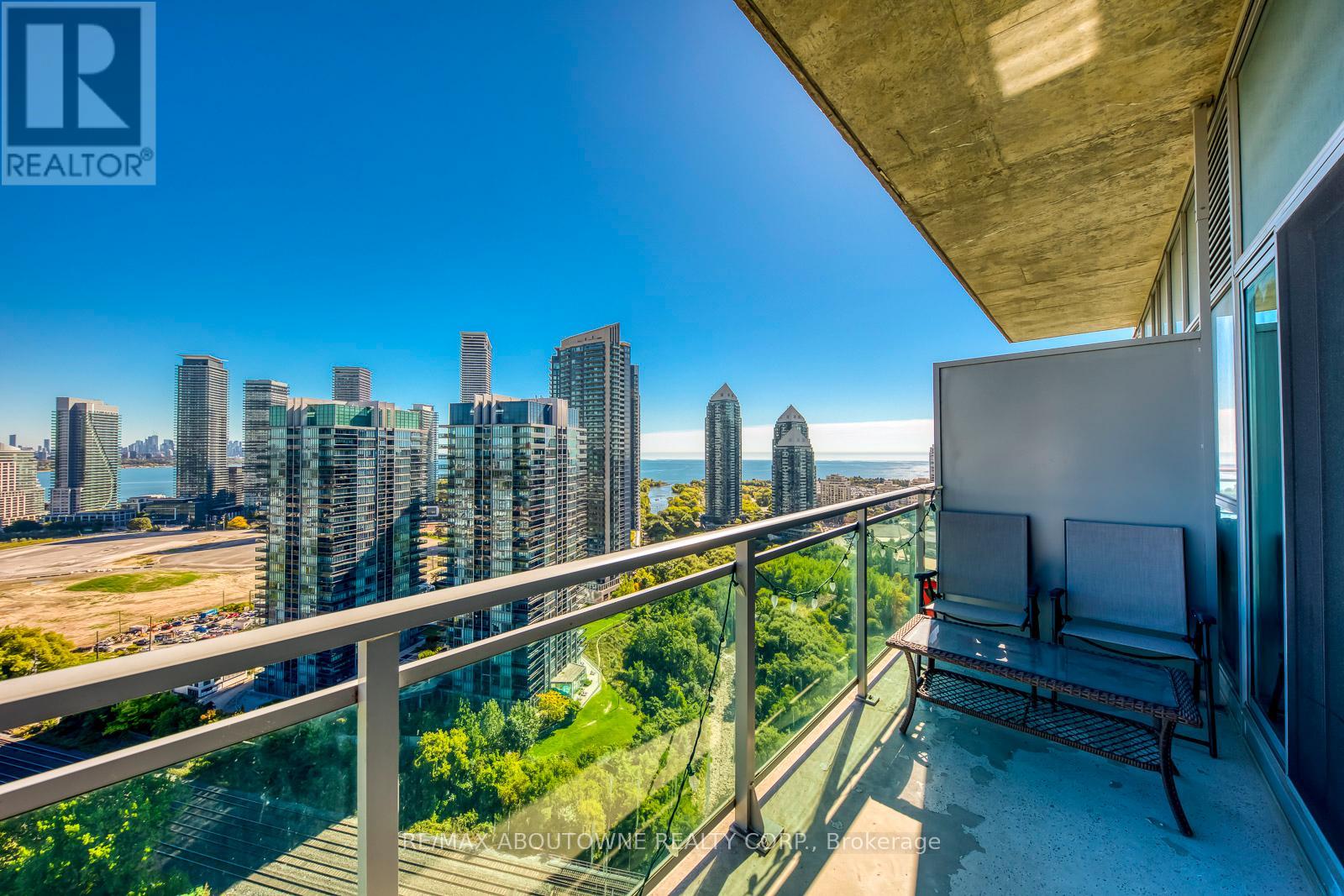 2524 - 165 Legion Road N, Toronto (Mimico), Ontario  M8Y 0B3 - Photo 23 - W12436942