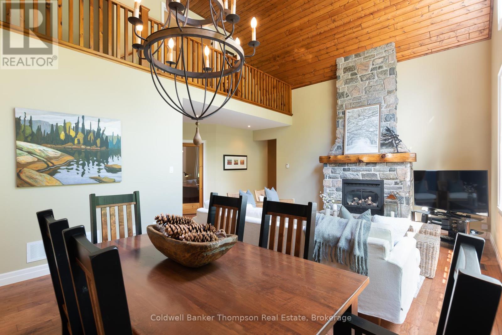 11 Forest Hill Lane, Huntsville, Ontario  P1H 2N5 - Photo 14 - X12360361