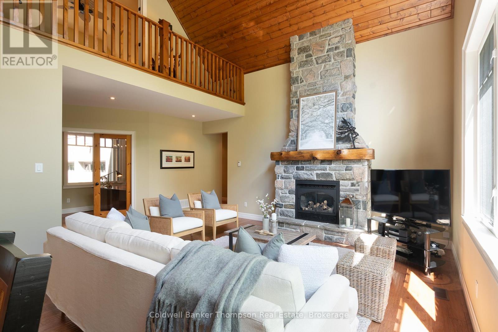11 Forest Hill Lane, Huntsville, Ontario  P1H 2N5 - Photo 15 - X12360361