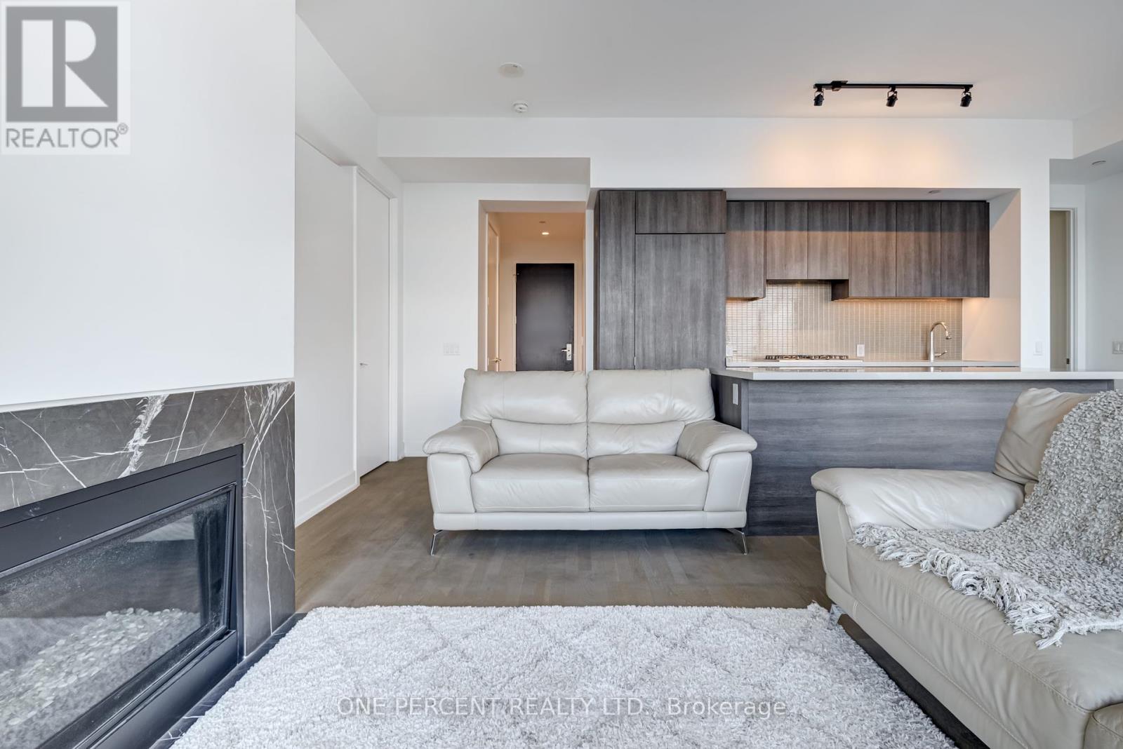 6108 - 7 Grenville Street, Toronto, Ontario  M4Y 1A1 - Photo 5 - C12436916