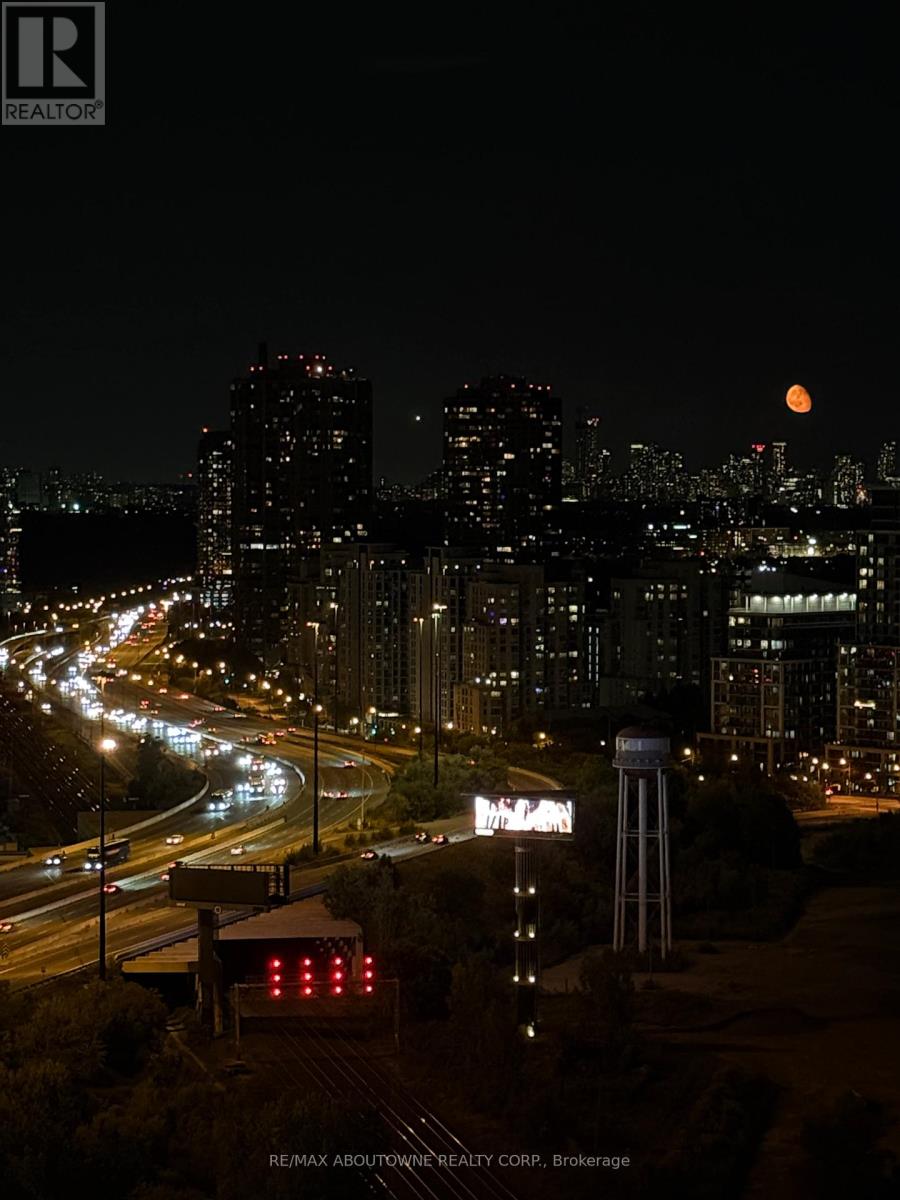 2524 - 165 Legion Road N, Toronto (Mimico), Ontario  M8Y 0B3 - Photo 30 - W12436942