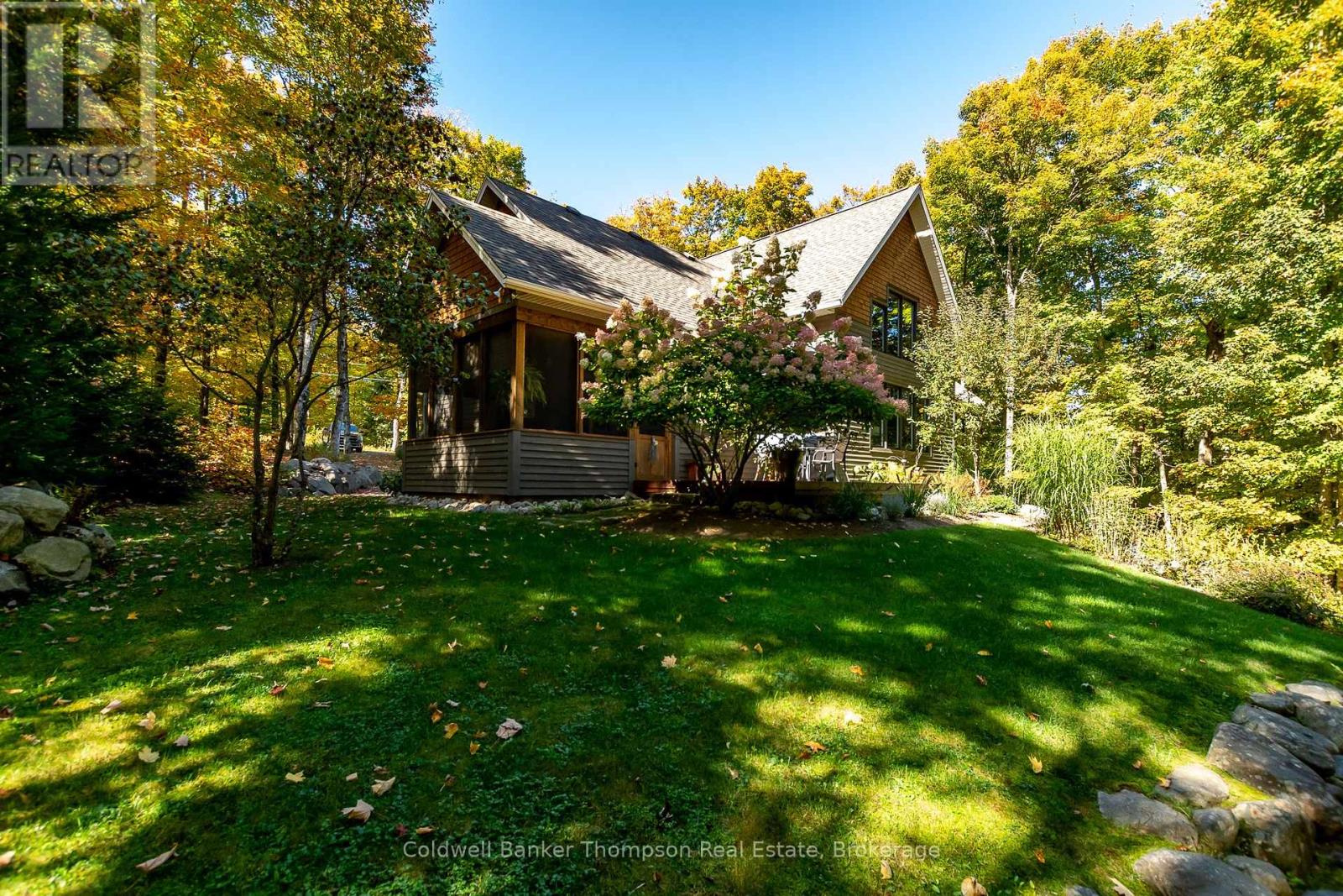 11 Forest Hill Lane, Huntsville, Ontario  P1H 2N5 - Photo 37 - X12360361