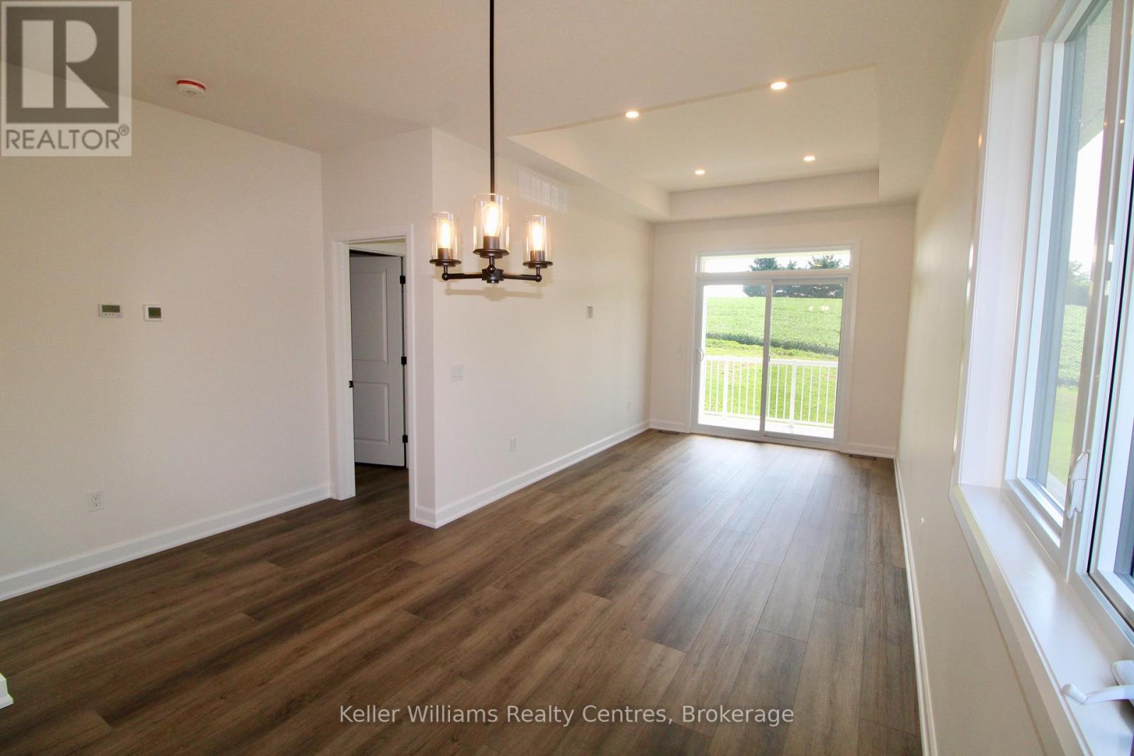 #2 260 7th Street, Hanover, Ontario  N4N 1G9 - Photo 9 - X12437756