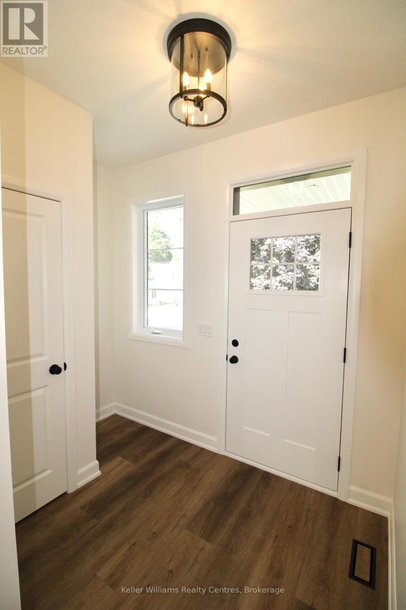 #2 260 7th Street, Hanover, Ontario  N4N 1G9 - Photo 4 - X12437756