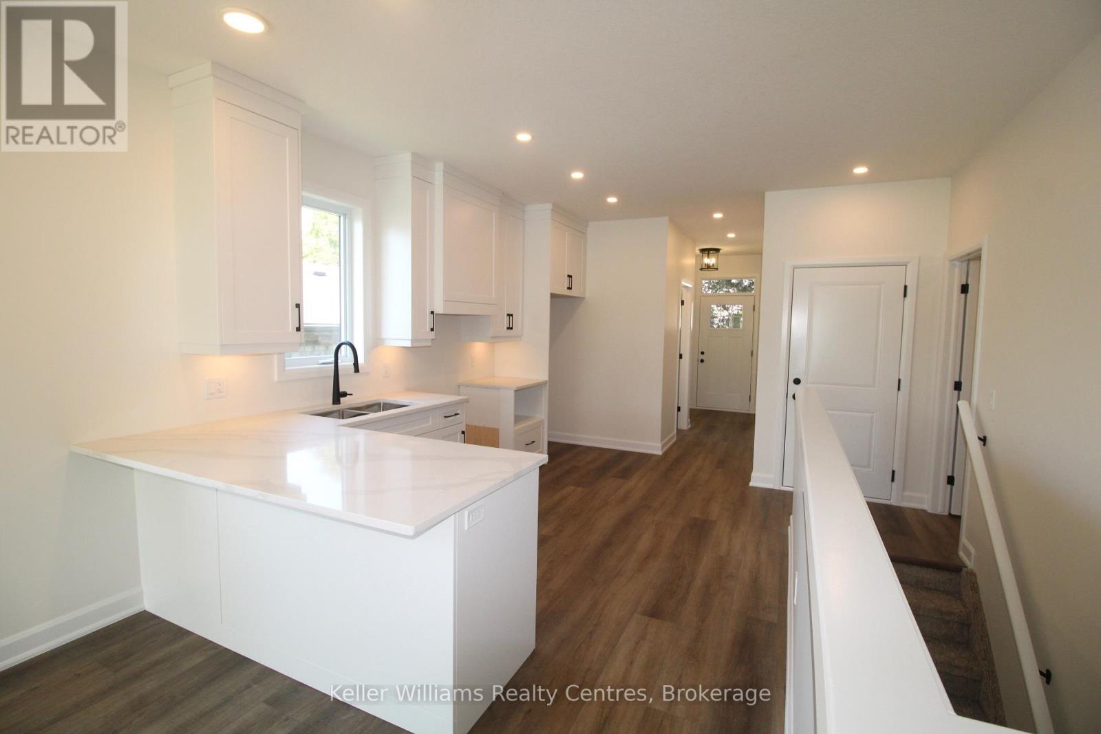 #2 260 7th Street, Hanover, Ontario  N4N 1G9 - Photo 6 - X12437756