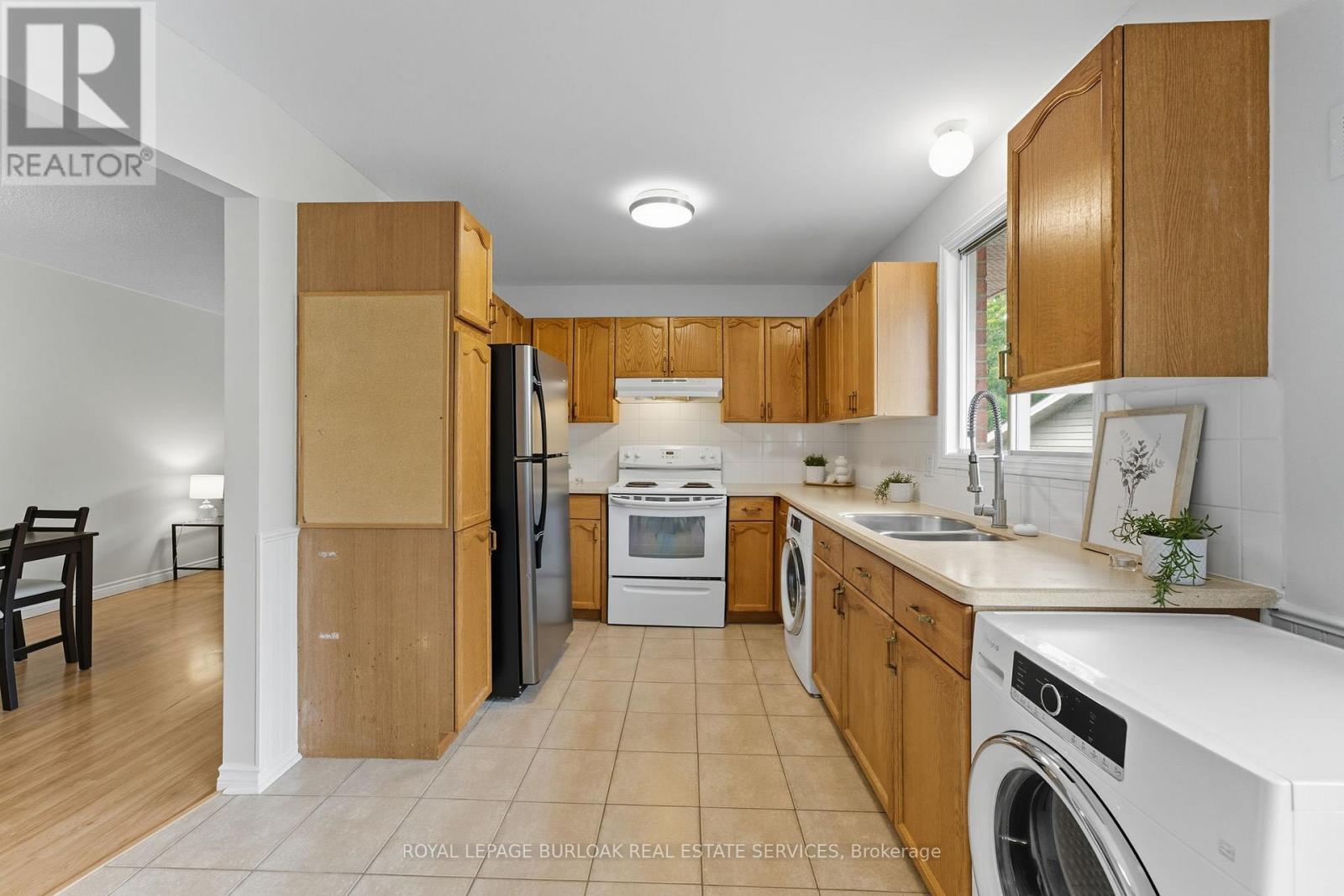 4960 Greenlane Road, Lincoln, Ontario  L0R 1B1 - Photo 8 - X12437561