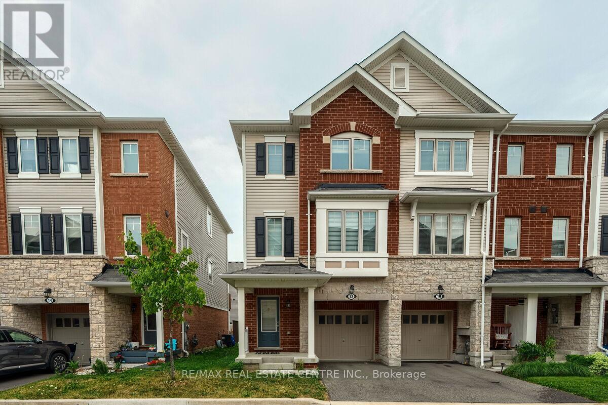 12 Rapids Lane, Hamilton, Ontario  L8K 0A3 - Photo 2 - X12437570