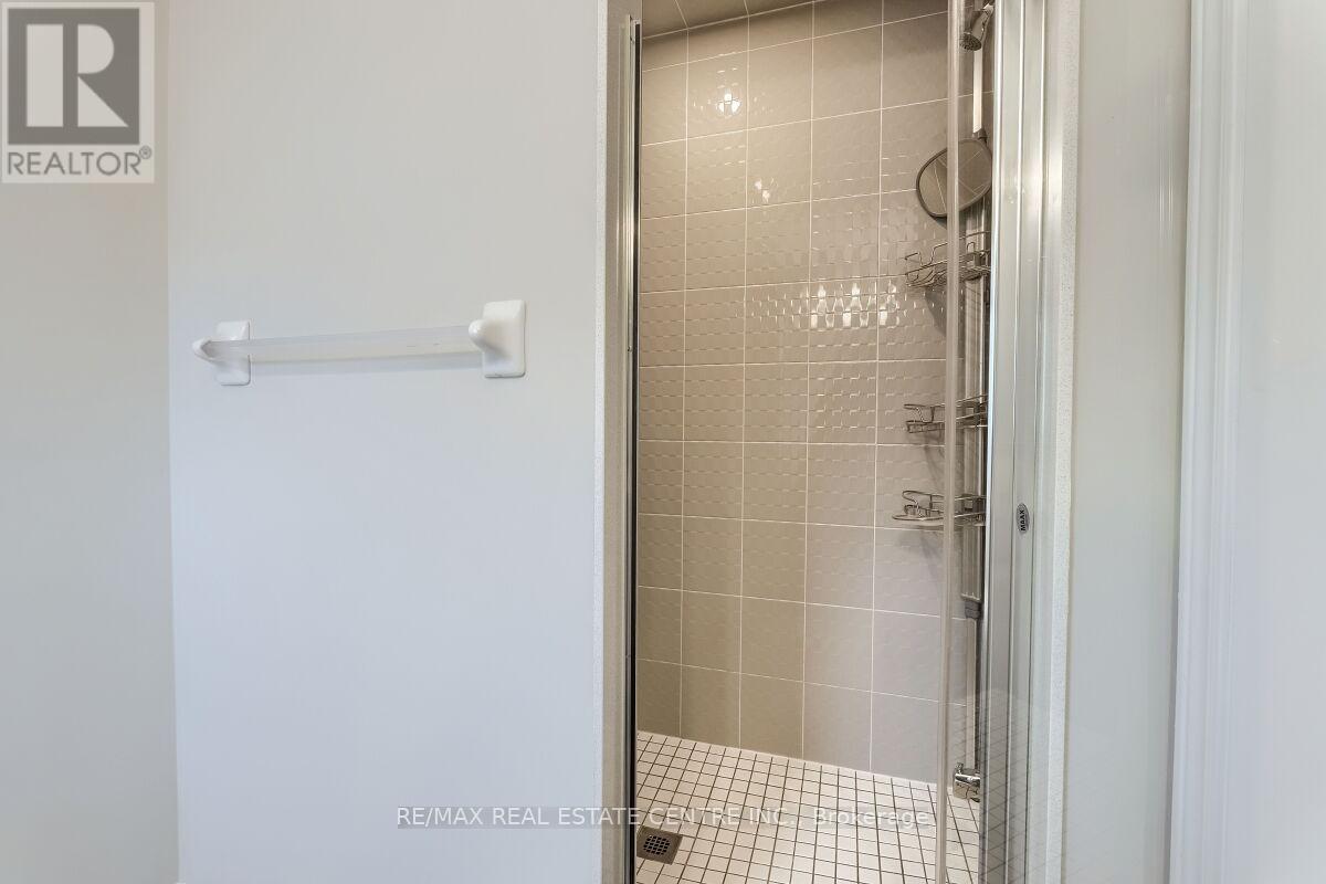 12 Rapids Lane, Hamilton, Ontario  L8K 0A3 - Photo 35 - X12437570