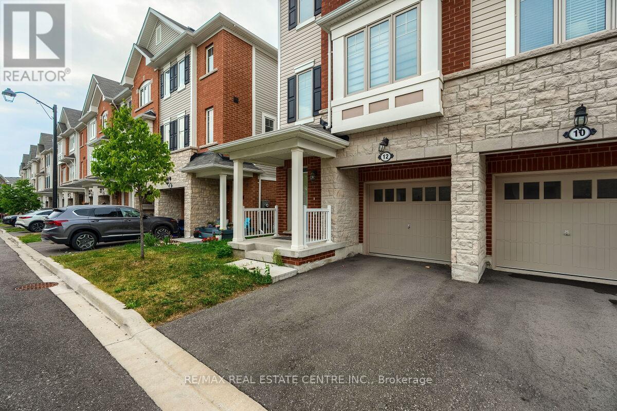 12 Rapids Lane, Hamilton, Ontario  L8K 0A3 - Photo 5 - X12437570