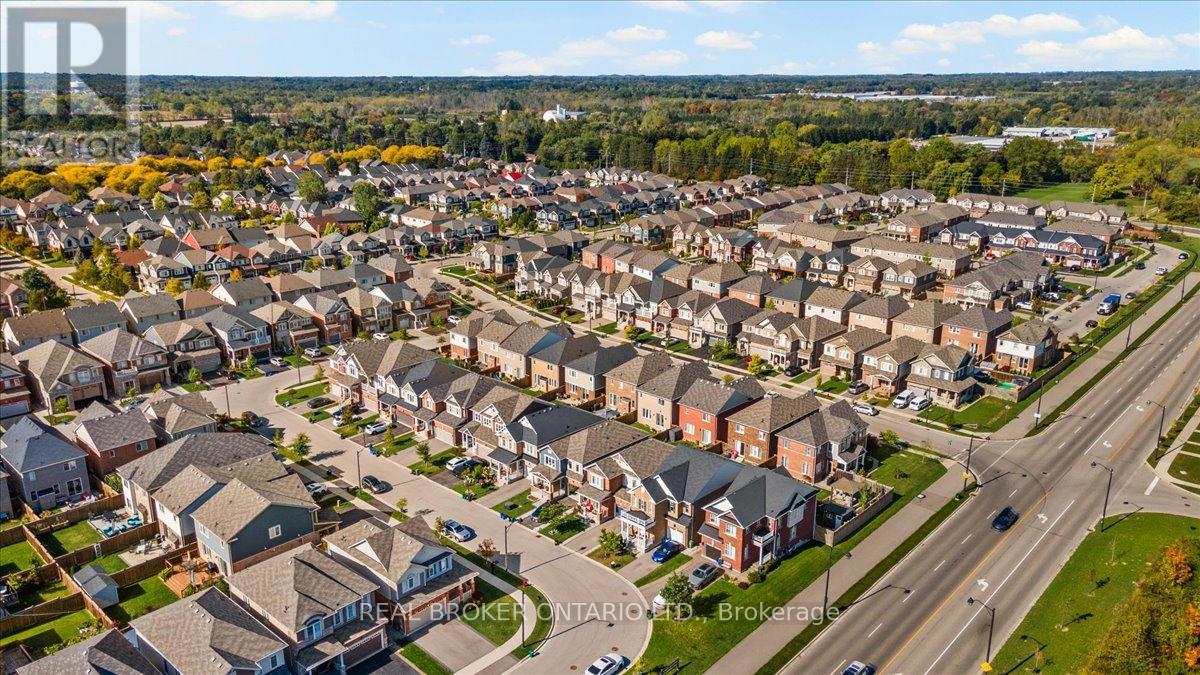 100 Celano Drive, Hamilton, Ontario  L8B 1V2 - Photo 2 - X12437574
