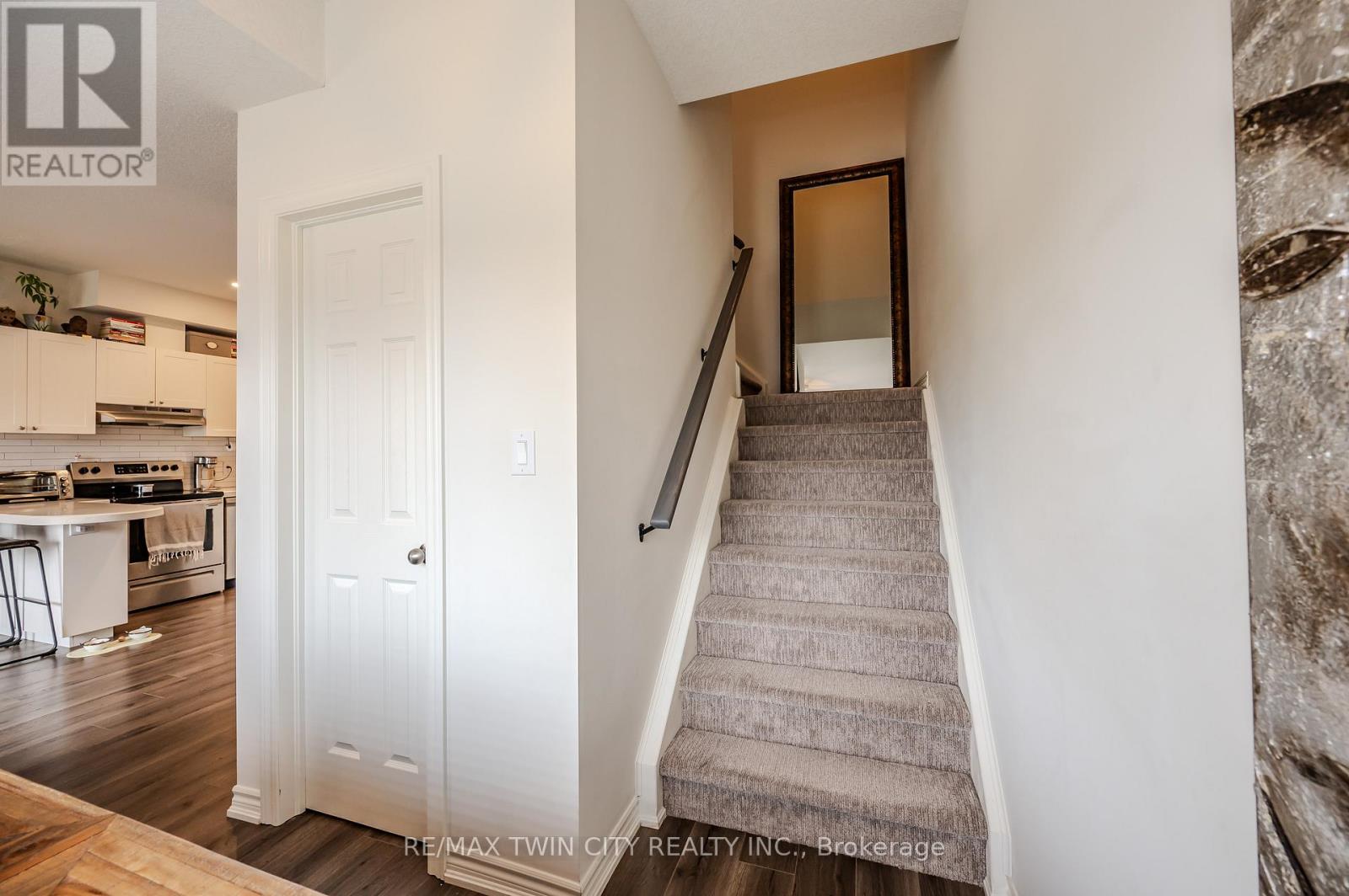 5 - 164 Heiman Street, Kitchener, Ontario  N2M 0B8 - Photo 31 - X12437584